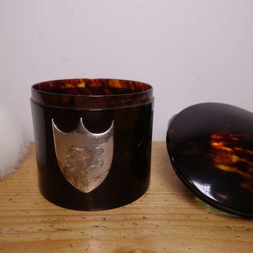 #5909 - Gebrauchsgegenstände